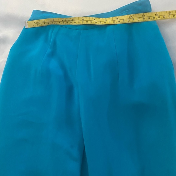100% SILK pants lined Sz 2 is a beautiful blue color are in new condition - Picture 5 of 7